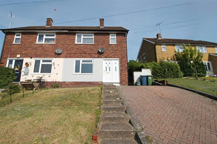2 Bedroom Property To Rent In Gayhurst Road, High Wycombe, HP13