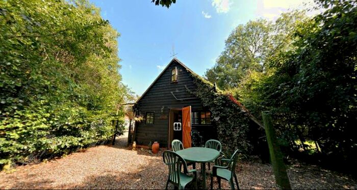 2 Bedroom Cottage To Rent In Long Road East, Dedham, CO7