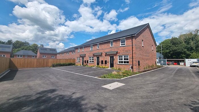 2 Bedroom End Of Terrace House To Rent In Teasel Close, Lancashire, PR3