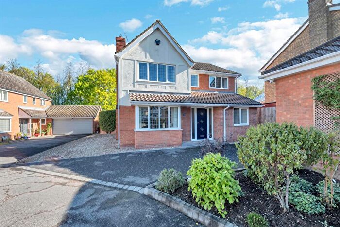 4 Bedroom Detached House For Sale In Thistledown Drive, Ixworth, Bury St. Edmunds, IP31