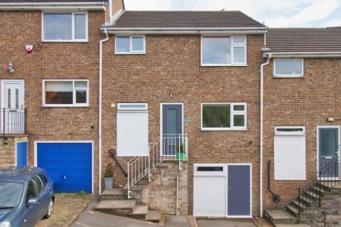 3 Bedroom Detached House For Sale In Prospect Street, Rawdon, Leeds, West Yorkshire, LS19