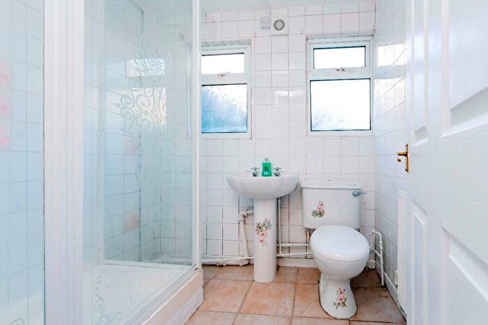 3 Bedroom Terraced House For Sale In Woodland Crescent, Treharris, CF46