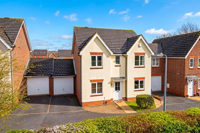 4 Bedroom Detached House For Sale In Caddow Road, Norwich, NR5