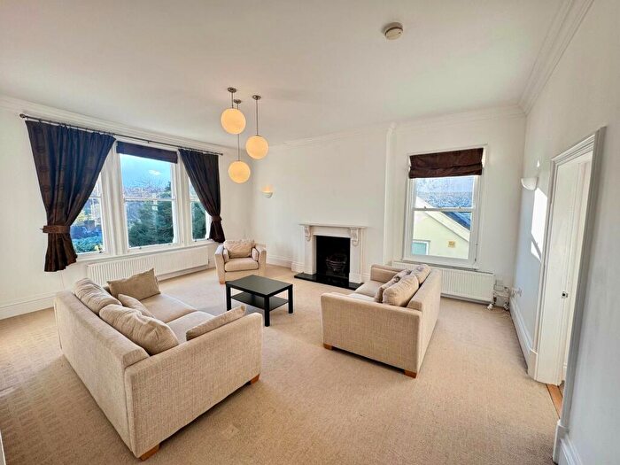 2 Bedroom Flat To Rent In **£ Off Your First Months Rent If You Move Before Th January** Kapwell House, Sherwood, NG7