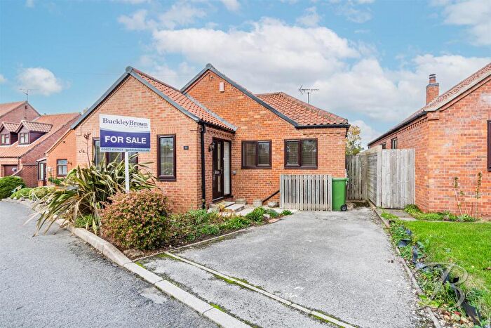 2 Bedroom Detached Bungalow For Sale In Cottage Close, Blidworth, Mansfield, NG21