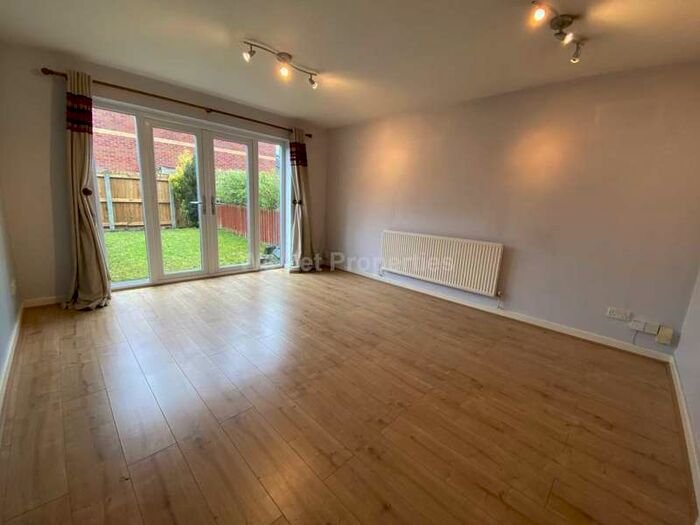 2 Bedroom House To Rent In Bridgewater Street, Salford, M3