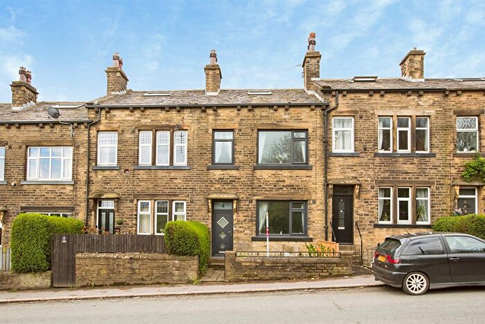 3 Bedroom Terraced House For Sale In Keighley Road, Halifax, HX2
