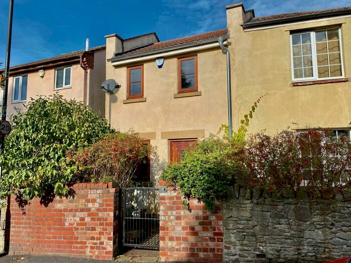 2 Bedroom Property To Rent In Greenbank View, Eastville, Bristol, BS5