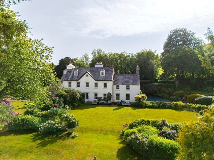 6 Bedroom Semi-Detached House For Sale In Lawhitton, Launceston, Cornwall, PL15
