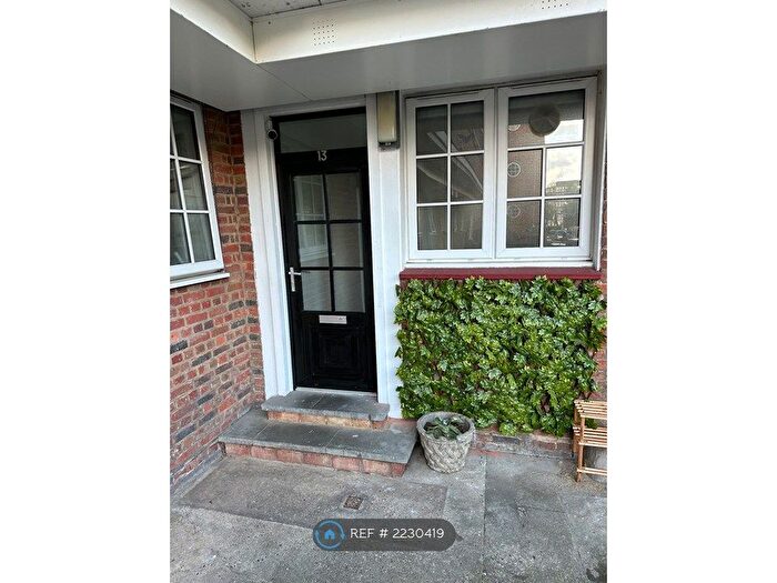 4 Bedroom Flat To Rent In Constable House, London, NW3