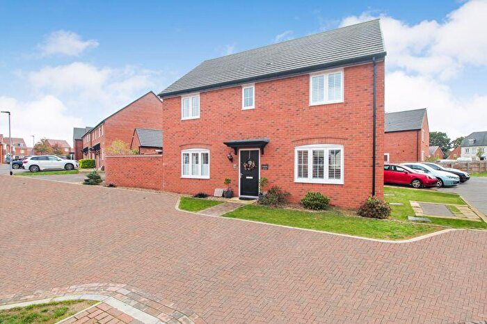 4 Bedroom Detached House For Sale In Watercress Rise, Biddenham, MK40