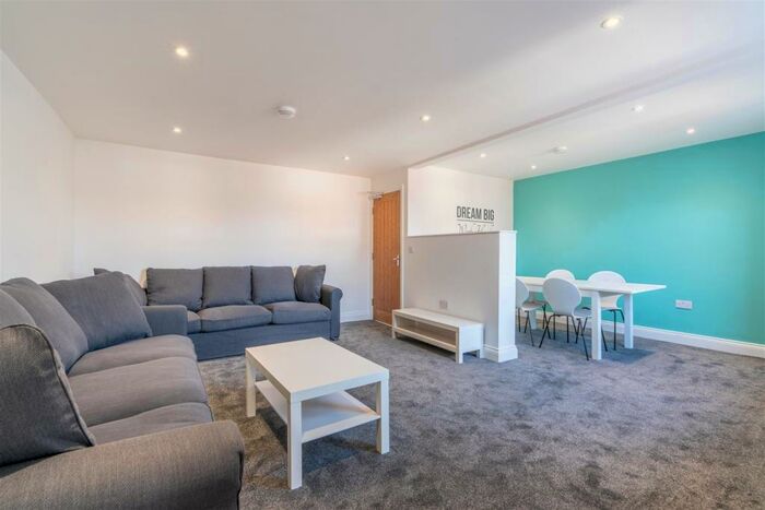 6 Bedroom Maisonette To Rent In &#pppw - Oakland Road, Jesmond, NE2