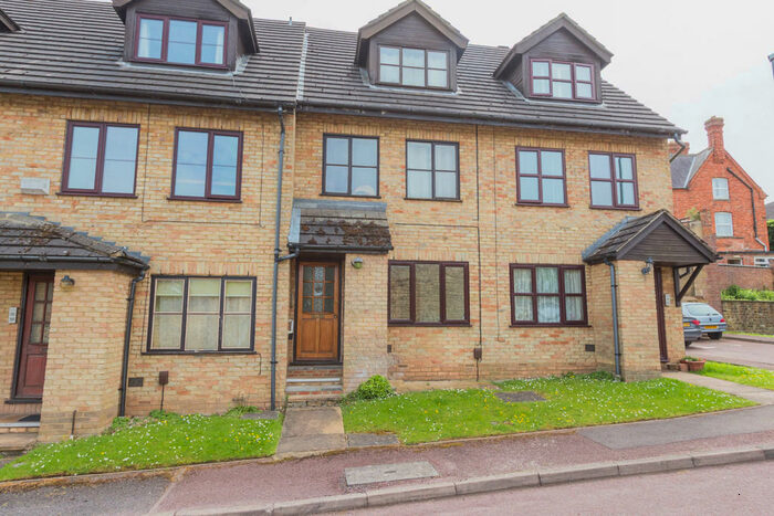 1 Bedroom Apartment To Rent In The Wells, Finedon, NN9