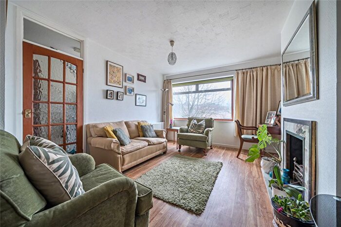 3 Bedroom Semi-Detached House For Sale In Sunningvale Avenue, Biggin Hill, Westerham, Kent, TN16