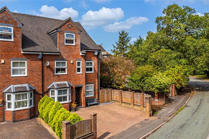 5 Bedroom Semi-Detached House For Sale In London Road, Stapeley, Nantwich, Cheshire, CW5