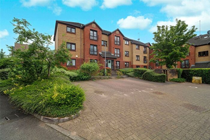 2 Bedroom Flat For Sale In Knightswood Court, Knightswood, Glasgow, G13