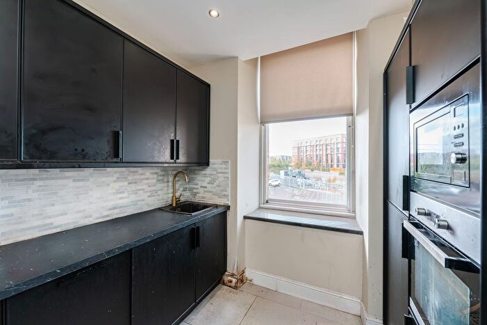2 Bedroom Flat For Sale In Hunter Street, Glasgow, G4
