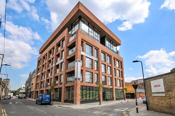 1 Bedroom Apartment For Sale In Sidworth Street, London Fields, E8