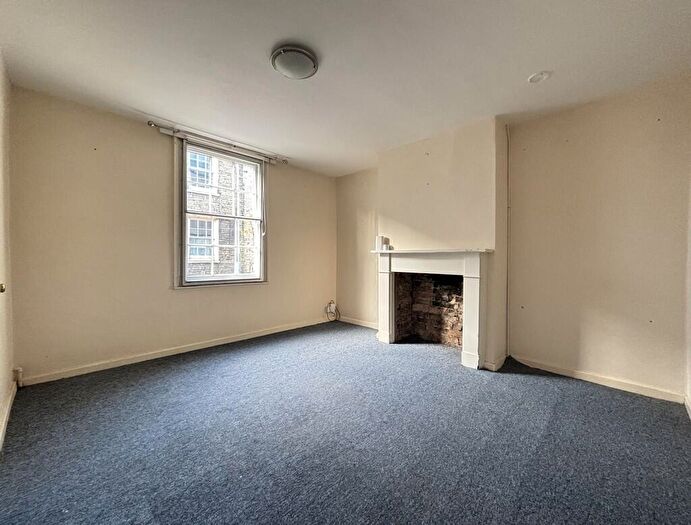 2 Bedroom Cottage To Rent In Orchard Street, Cambridge, CB1