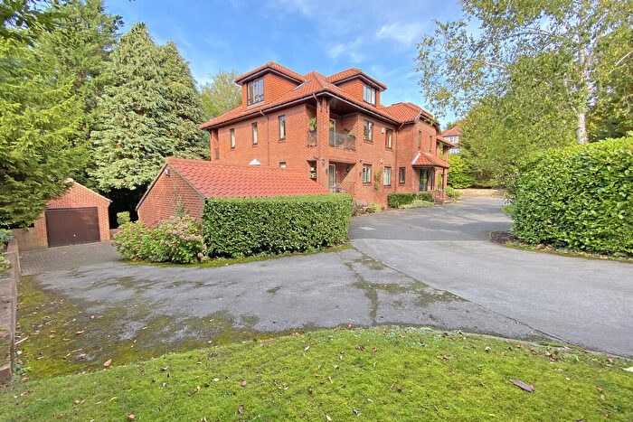 2 Bedroom Apartment For Sale In Kent Road, Harrogate, HG1
