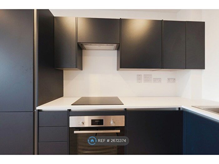 1 Bedroom Flat To Rent In Davigdor Road, Hove, BN3