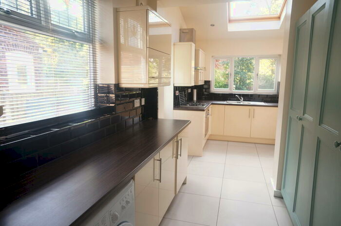 3 Bedroom House To Rent In Ferndene Road, Didsbury, M20