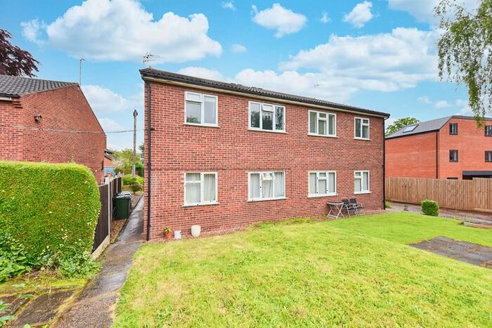 2 Bedroom Flat To Rent In Highclere Drive, Carlton, Nottingham, NG4