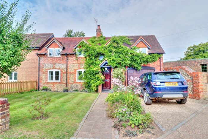3 Bedroom Semi-Detached House To Rent In Grove Lane, Chesham, Buckinghamshire, HP5