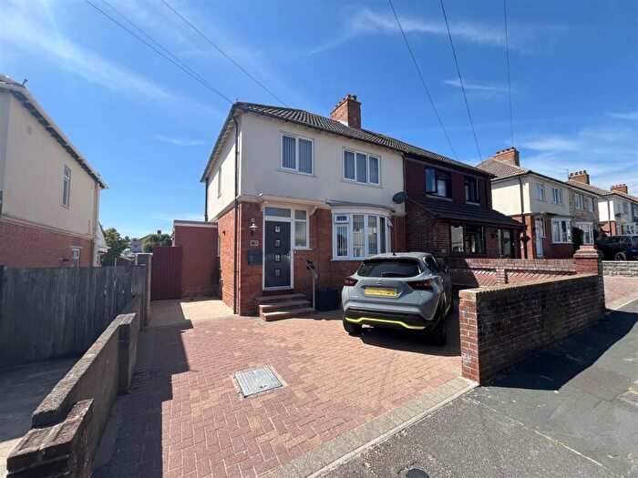 3 Bedroom Semi Detached House For Sale In Dennis Road, Weymouth, DT4