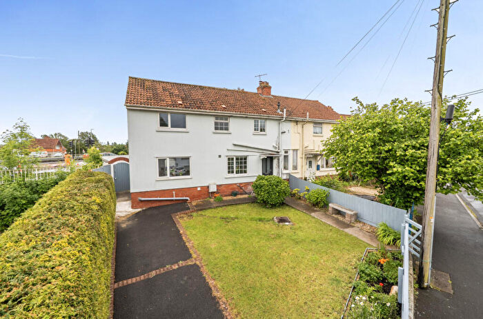 5 Bedroom Semi Detached House For Sale In Grange Avenue, Street, BA16