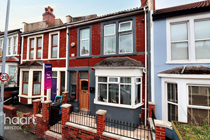 3 Bedroom Terraced House For Sale In York Road, Bristol, BS5