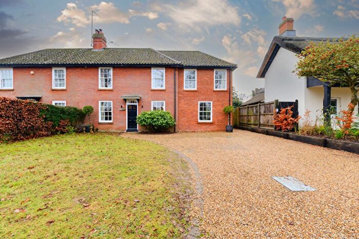 5 Bedroom Semi Detached House For Sale In Beech Road, Wroxham, NR12