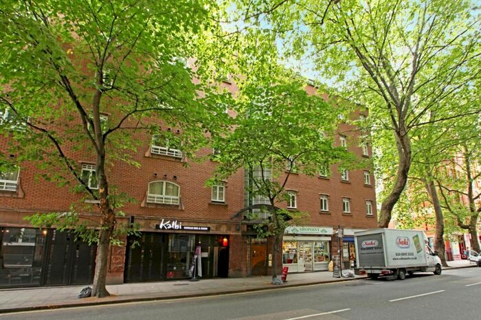 1 Bedroom Flat To Rent In Rosebery Avenue, Clerkenwell, London, EC1R