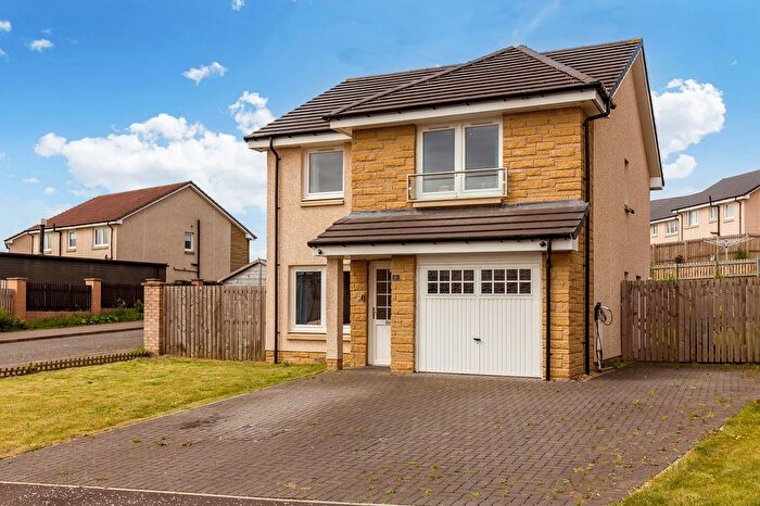 4 Bedroom Detached House For Sale In Gartmorn Grove, Plains, Airdrie, ML6