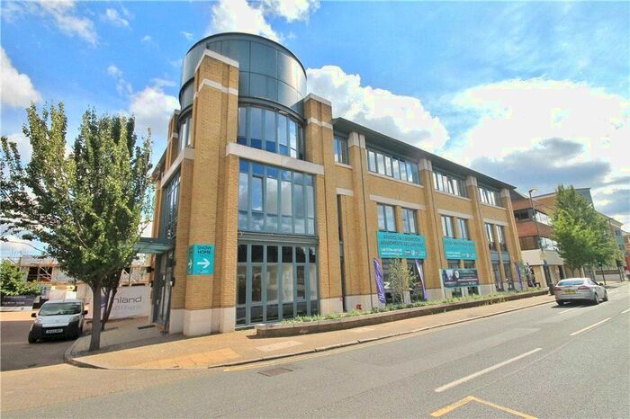 1 Bedroom Flat To Rent In London Road, Staines-Upon-Thames, Surrey, TW18