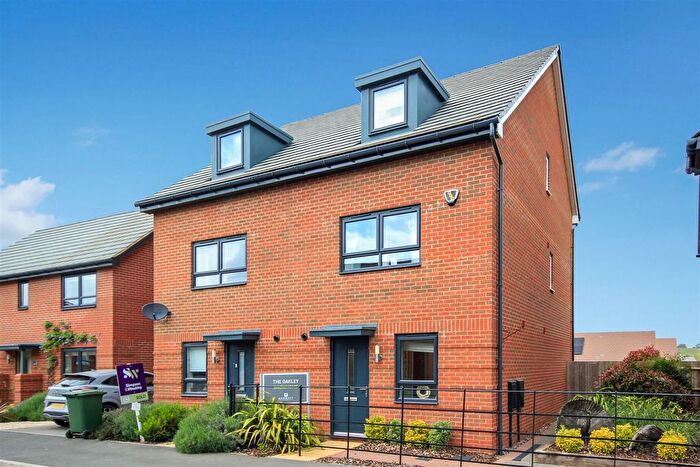 3 Bedroom Semi-Detached House For Sale In Glenvale Park, Niort Way, Wellingborough, NN8