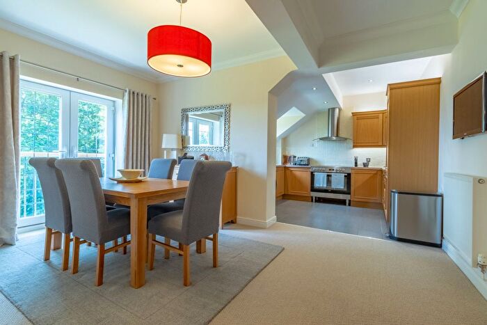 2 Bedroom Flat For Sale In Lea End Lane, Birmingham, Worcestershire, B38