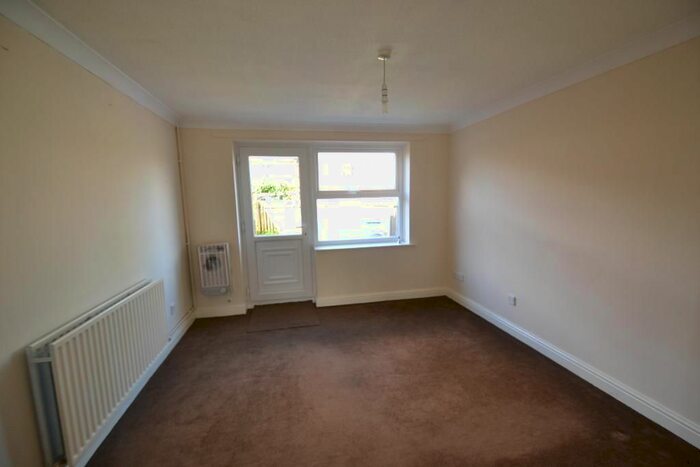 1 Bedroom Maisonette To Rent In Blackburn Avenue, Brough, HU15
