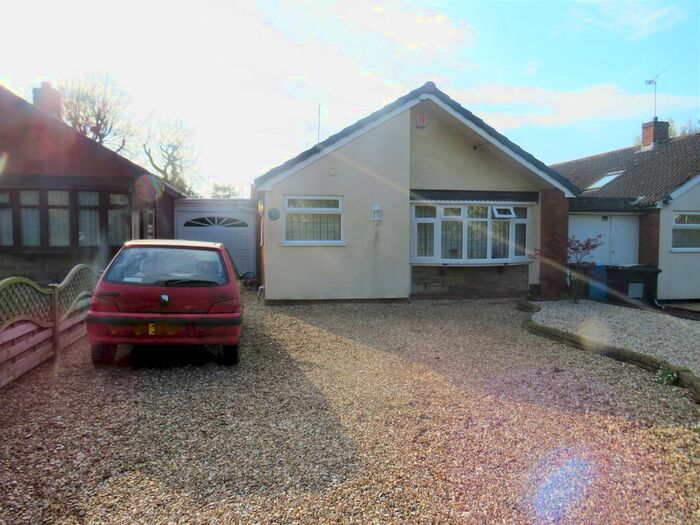 2 Bedroom Bungalow To Rent In Hayes View Drive, Cheslyn Hay, Walsall, WS6