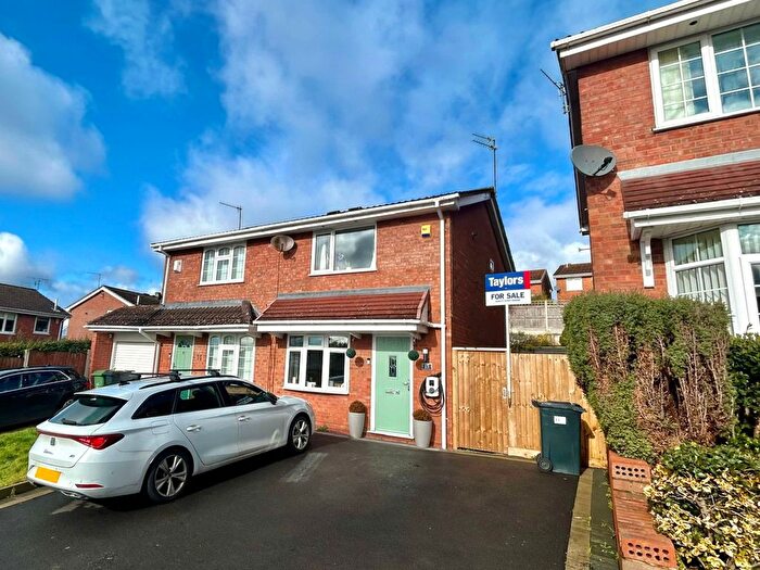 2 Bedroom Semi Detached House For Sale In Wexford Close, Milking Bank, Dudley, DY1