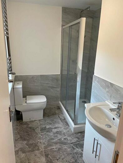 6 Bedroom Terraced House To Rent In Landcross Road, Fallowfield, M14