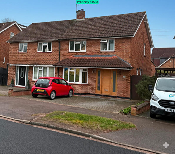 3 Bedroom Semi Detached House For Sale In Hunters Ride, Bricket Wood, St. Albans, AL2