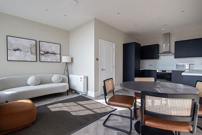 2 Bedroom Flat To Rent In Clayton Street West, Newcastle Upon Tyne, Tyne And Wear, NE1