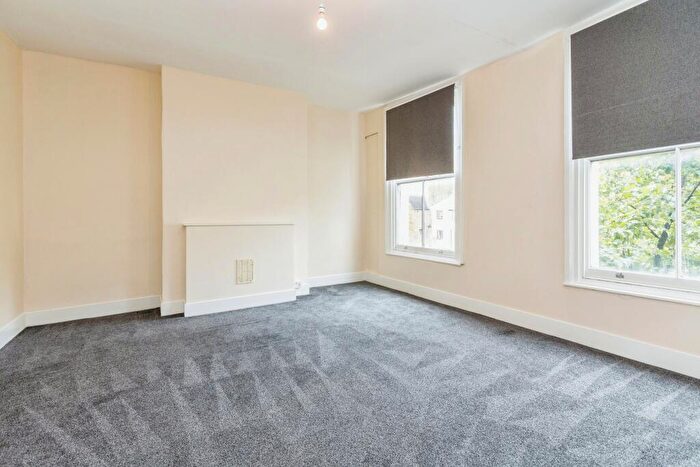 2 Bedroom Flat To Rent In Junction Road, N19