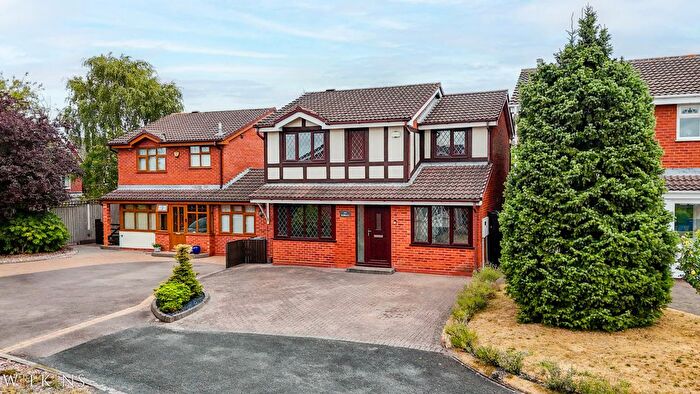 4 Bedroom Detached House For Sale In Sudeley, Tamworth, Staffordshire, B77