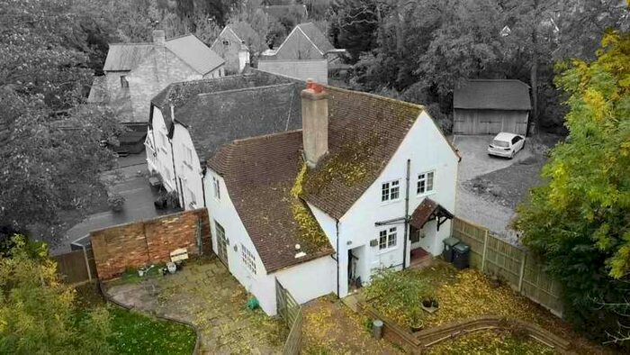 3 Bedroom Cottage For Sale In Station Road, Lidlington, Bedfordshire, MK43