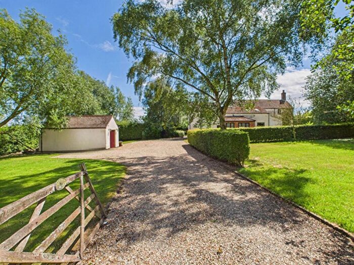 4 Bedroom Detached House For Sale In The Ings Sausthorpe Road, Hagworthingham, PE23