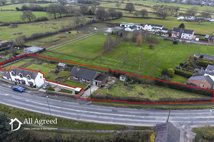 2 Bedroom Bungalow To Rent In Upper Hartshay, Heage, Belper, DE56