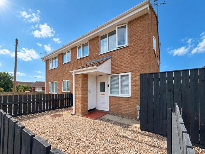 1 Bedroom Terraced House For Sale In Greville Road, Hedon, Hull, HU12