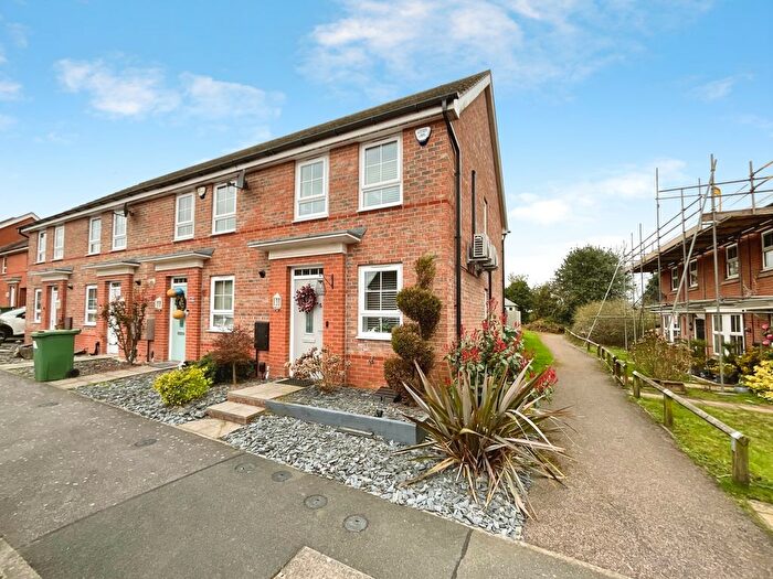 2 Bedroom Town House For Sale In Sanderling Way, Mansfield, NG19